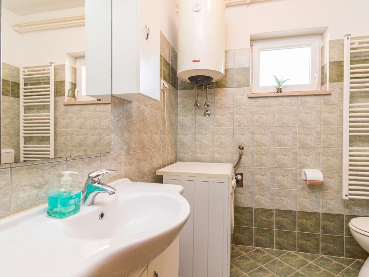 Appartamento Jere-2 By Interhome *